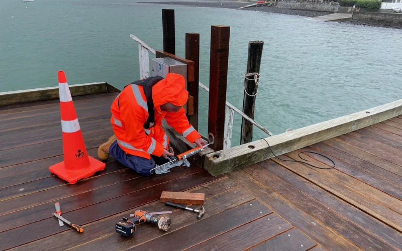 Drummonds Jetty Lighting Installation